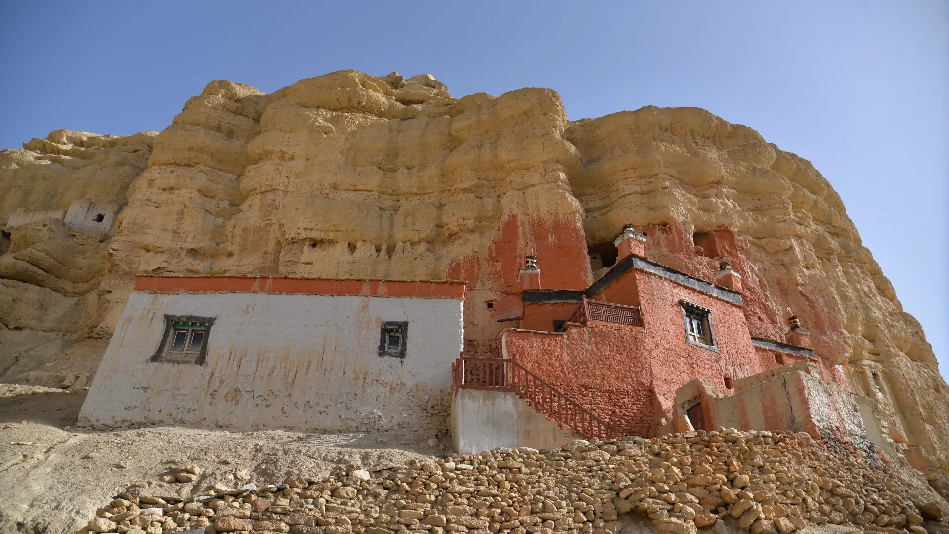 Red cliffs of Upper Mustang